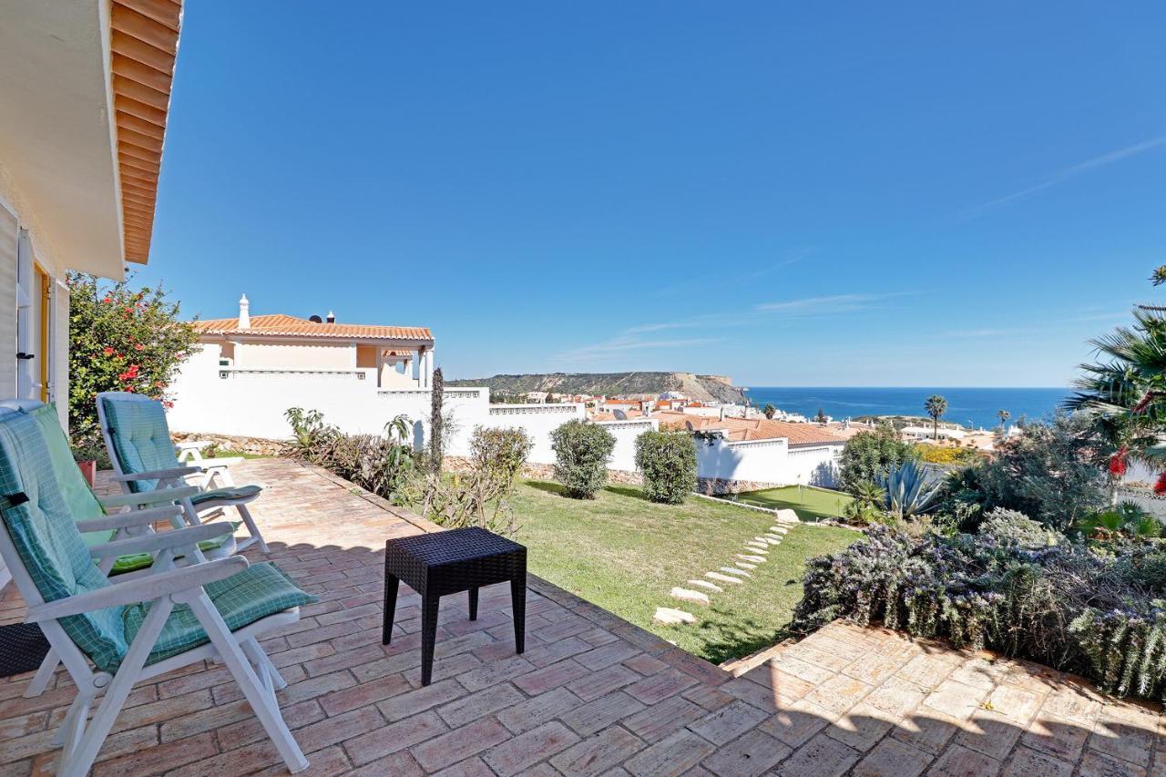 Casa Das Flores By Portucasa Montinhos da Luz Екстер'єр фото