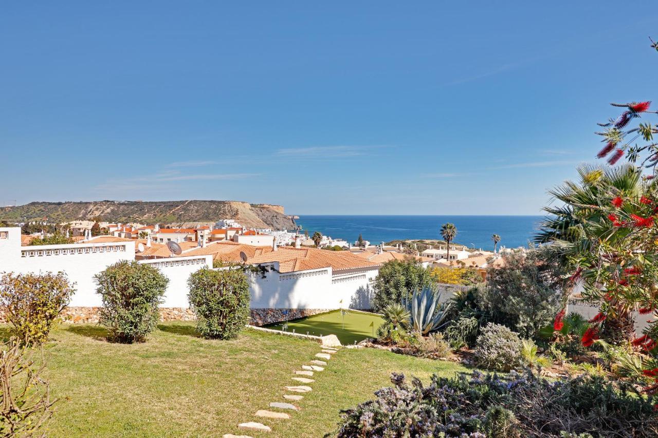 Casa Das Flores By Portucasa Montinhos da Luz Екстер'єр фото